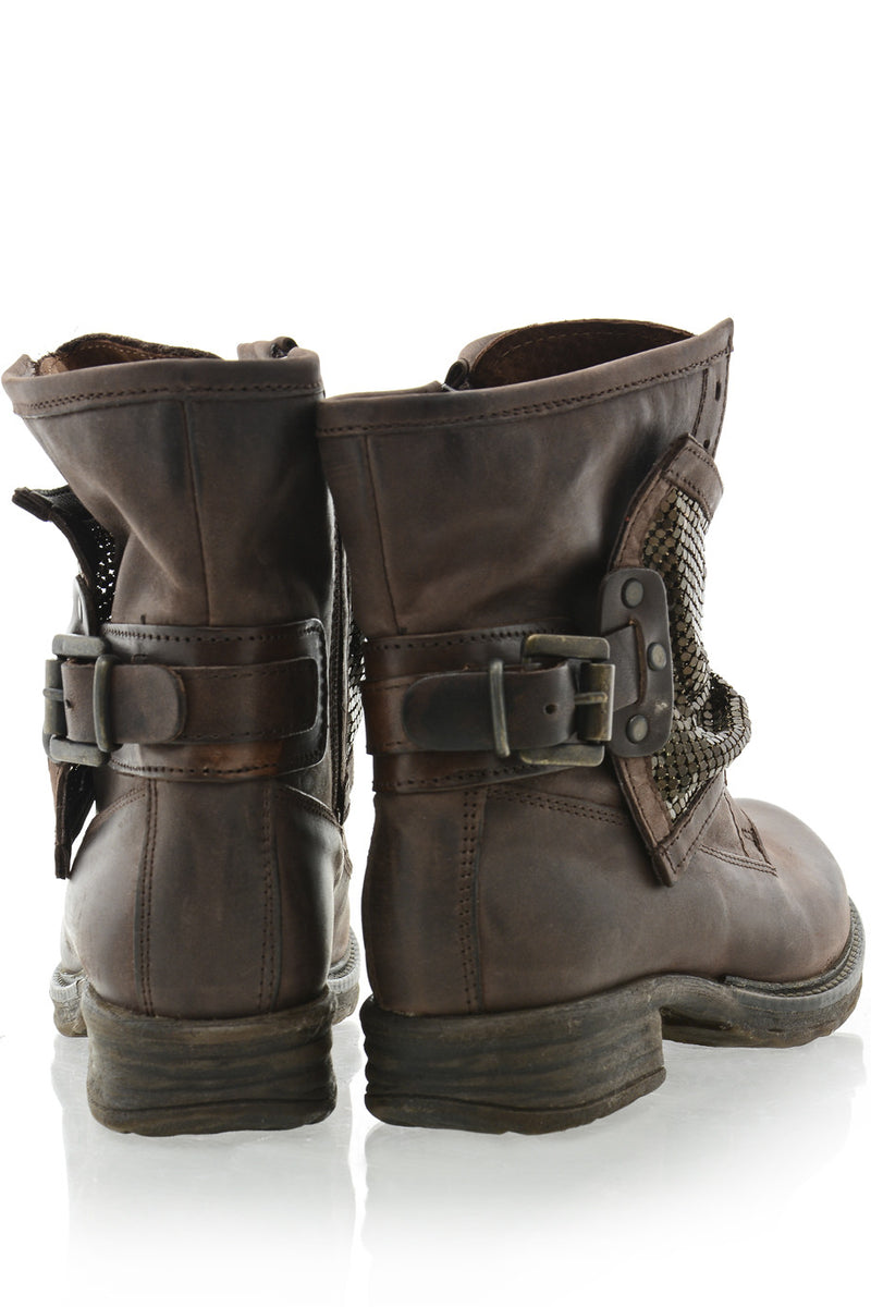 VERONIC Brown Studded Boots