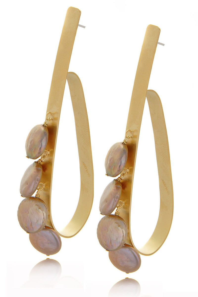 BY THE STONES LOOP Gold Champagne Pearl Hoops
