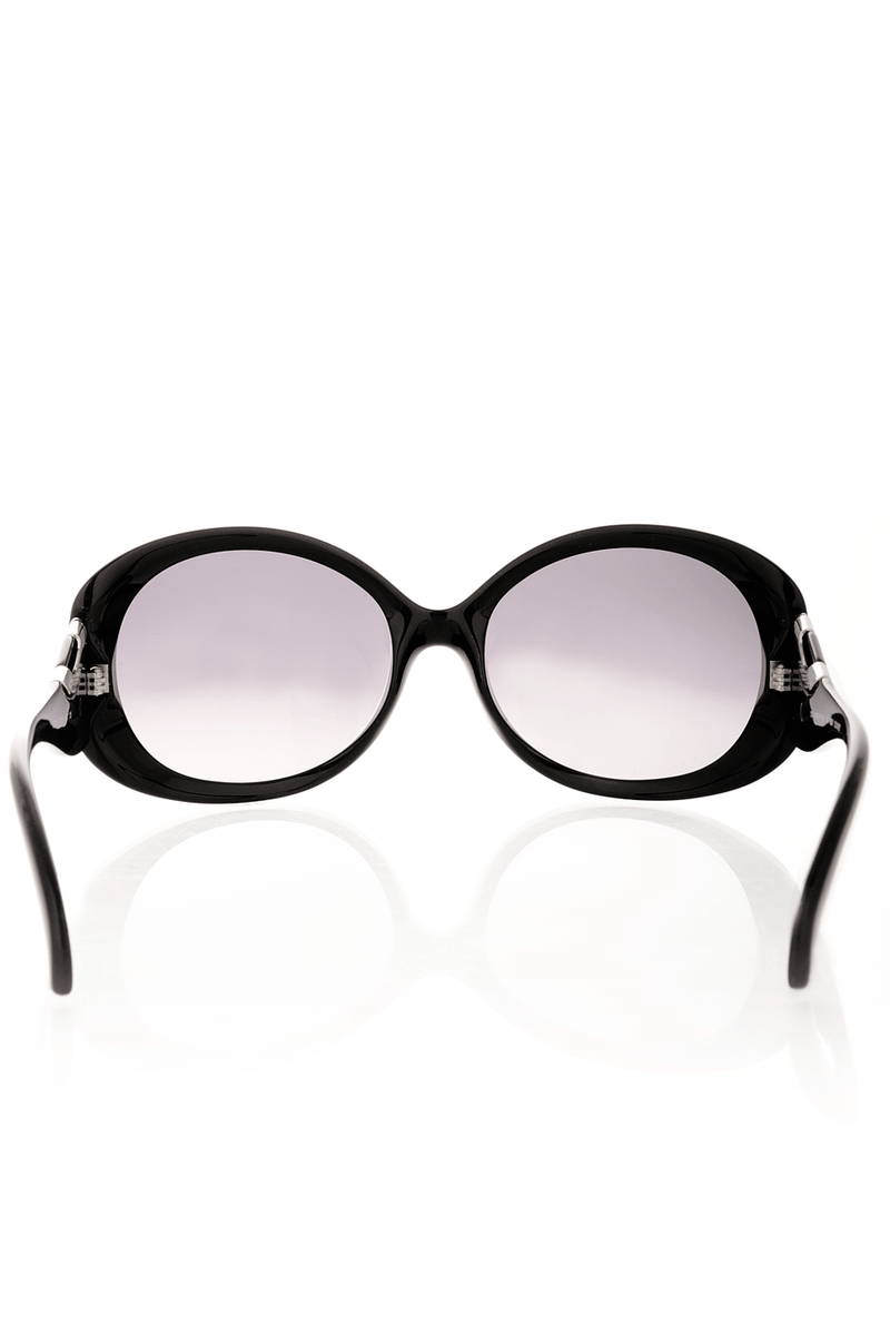 FENDI LOGO Black Sunglasses – PRET-A-BEAUTE